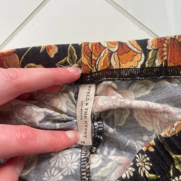 Spell & The Gypsy Mystic Bells - XS - Picture 8 of 12